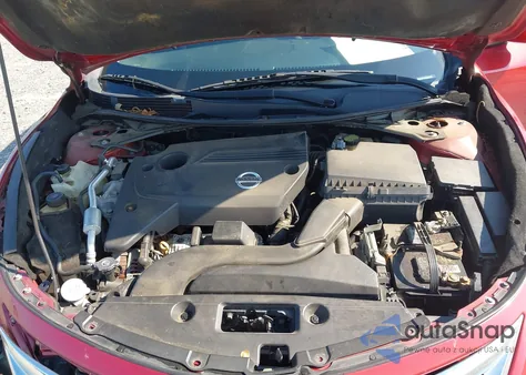 2015 Nissan Altima 2.5 S из США, поврежденный, VIN 1N4AL3APXFC577852